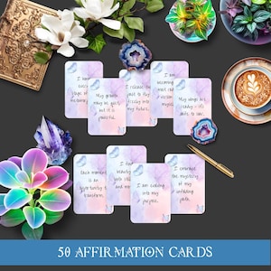Baraja de Afirmaciones Susurros de la Mariposa: 53 cartas del tamaño del Tarot para la Conciencia Plena, el Amor Propio y el Crecimiento / Baraja de Oráculo Impresa