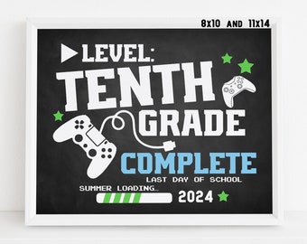 Gamer Last day of 10th grade sign printable, End of school year photo prop 2024, Video game chalkboard poster, Digital file Instant download