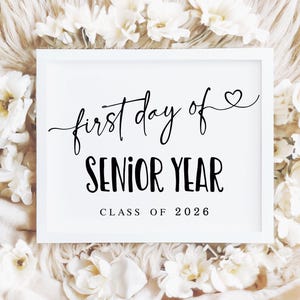 Modern First day of senior year printable sign, Back to school photo prop Class of 2026, 12th grade, Instant download, Digital file FD2