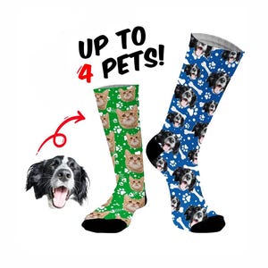Los calcetines personalizados con estampado de cara de mascota son un gran regalo para cualquier dueño de perro o gato. Disponibles en varios colores.