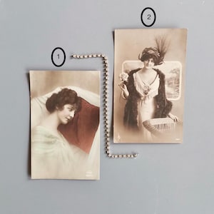 Antieke ansichtkaarten RPPC meisje op kussen & elegant geklede vrouw | Authentieke Oostenrijkse ansichtkaart art nouveau/deco | Run 1917/1922 met postzegels