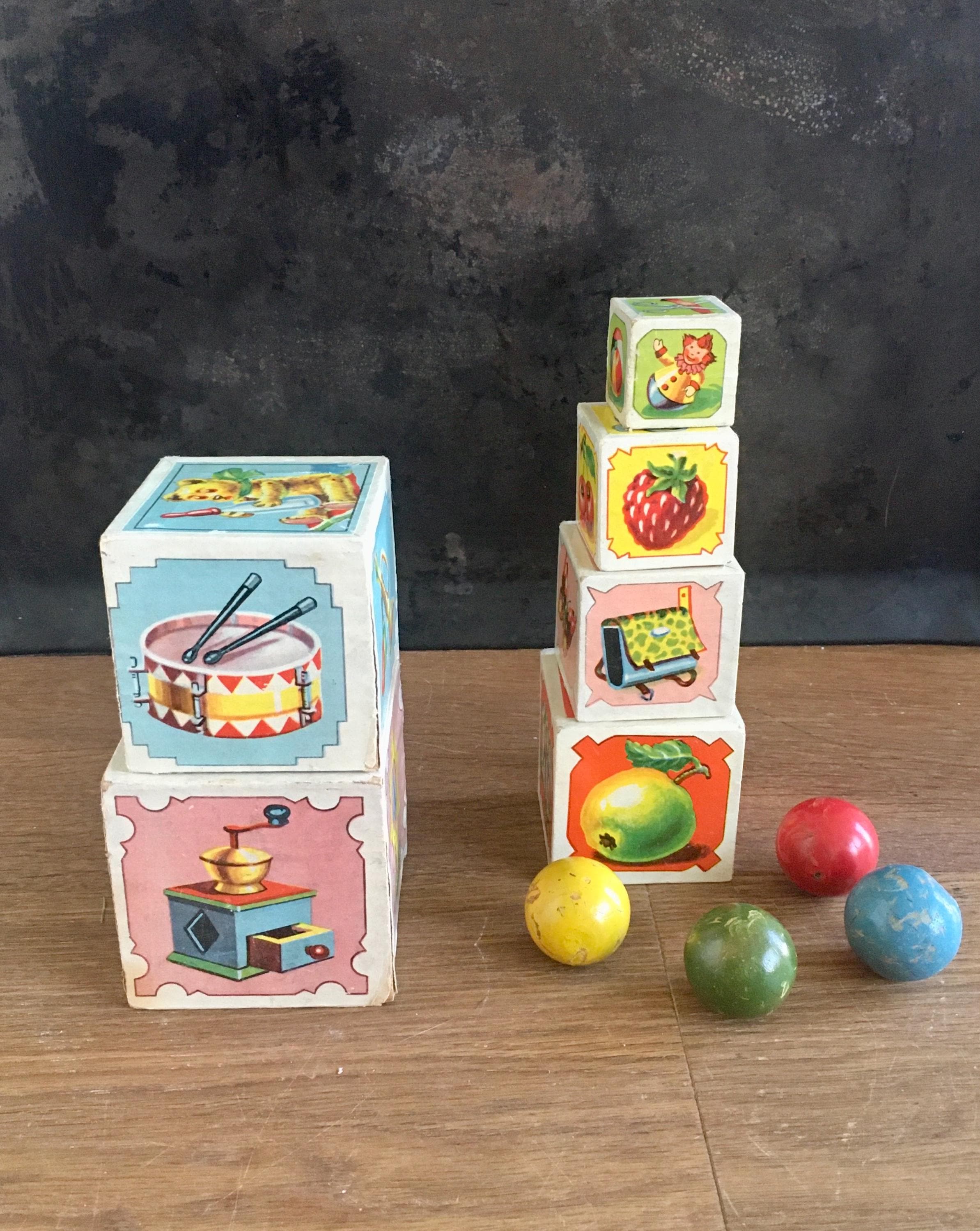 VINTAGE STACKING ボックス Vintage Stackable Blocks | Wooden Nesting Building Picture Boxes
