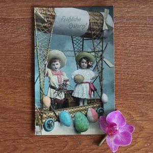 Antica cartolina di Pasqua / Illustrazione / Disegno di bambini in Zeppelin / Mongolfiera / Corsa con francobollo / Autentica cartolina Art Nouveau / 1910
