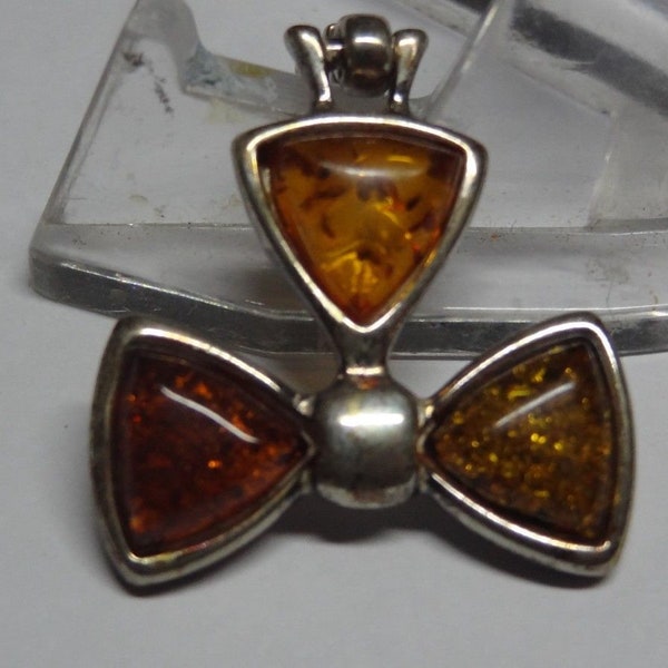 1803-132 - Authentic Vintage Amber Pendant - Energetic and Protective Gem - Pendentif Ambre