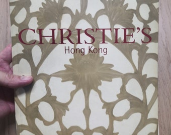 Christie's Hong Kong 300 Years of Jade 2000 Catalog Catalogue With Price List - Softcover (Pre-owned and in Good Condition)