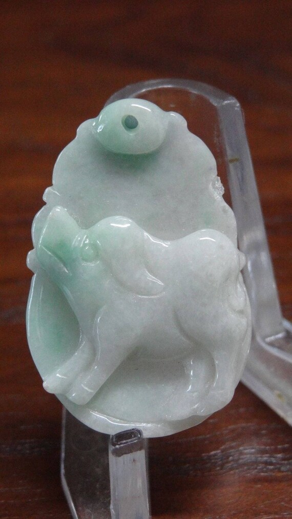 180316 Polished Translucent Chinese Zodiac Jadeite… Gem
