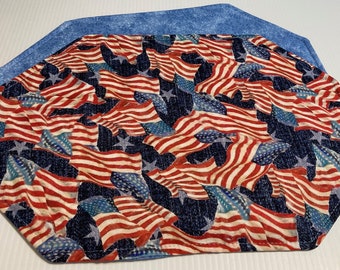 Placemat - Set of 6 including Coasters - Patriotic Flag Print