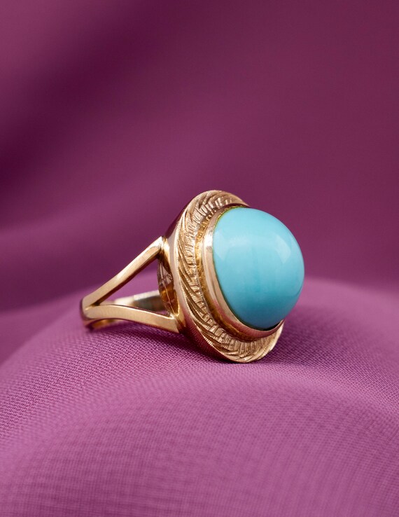 18K Yellow Gold Turquoise Ring