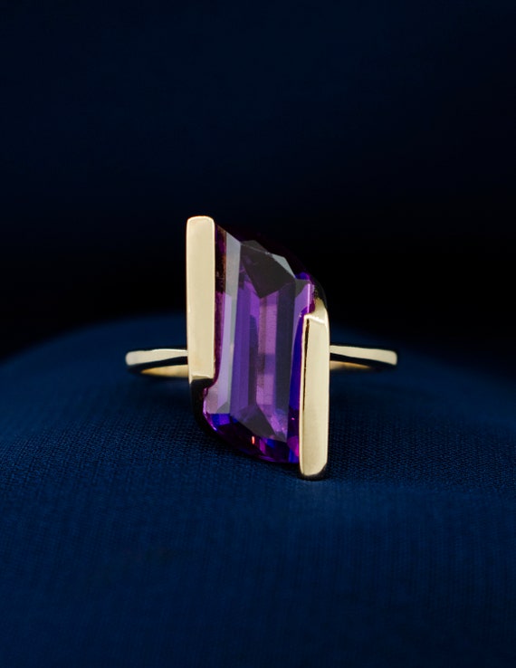 14k Yellow Gold Fancy Cut Amethyst Ring