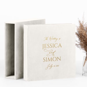 Hochzeitsfotoalbum mit Hüllen für 4x6 Fotos + Slipcase, großes personalisiertes Samt Slip In Fotoalbum für bis zu 1000 Fotos + Slipcase