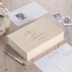 Hochzeit Mad Lib Karten in personalisierter Samt-Box, Hochzeitsgästebuch Alternative, Heiratsempfehlungskarten mit Box, Brautparty Ratkarten