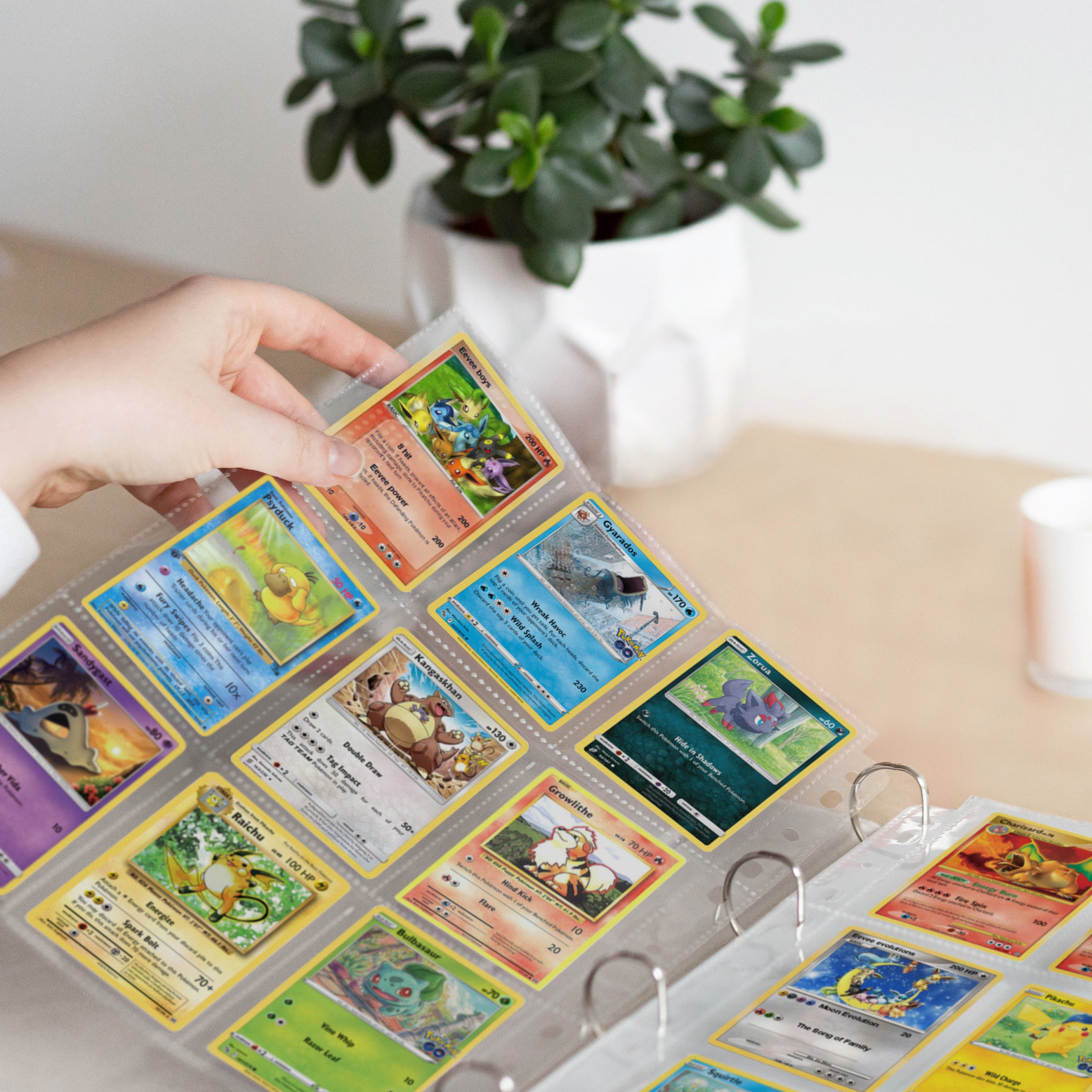 Pokemon Card Book Pokmon Eevee Evolution Binder - Holds 400 Cards, 14  Pages, Side-Loading Pockets Pokemon Card Holder