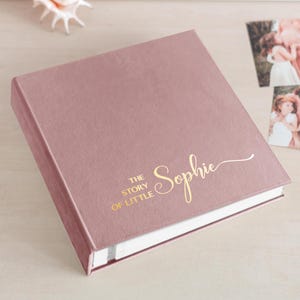 Álbum de fotos para bebé con páginas adhesivas, libro de recuerdos del primer año, álbum de recortes autoadhesivo de terciopelo o lino, ideal como regalo para baby shower o para mamá primeriza.