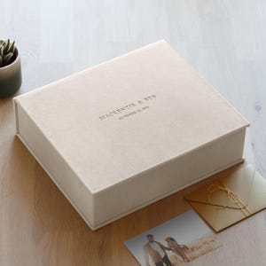 Scatola ricordo personalizzata per matrimonio / Scatola dei ricordi personalizzata per album fotografico o album di ritagli / Regalo per addio al nubilato / Conservazione dei ricordi di matrimonio