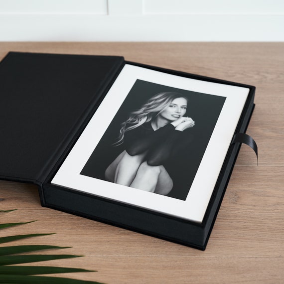 おすそ分けボックス(箱のみ) Luxury Folio Box With 20 Acid Free Slip-in Matts, A Set of