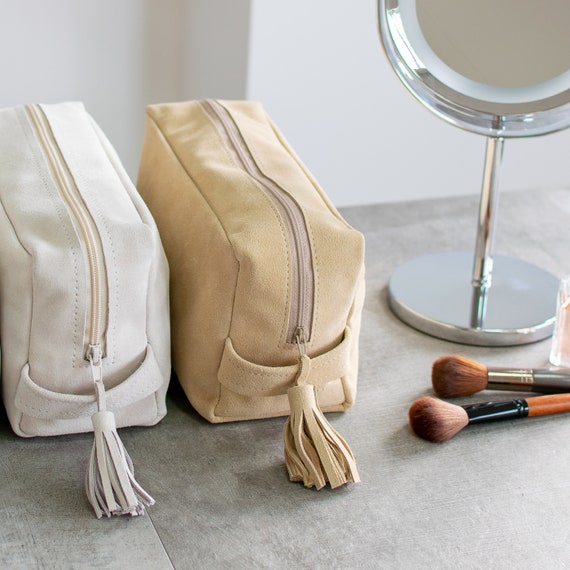 Cosmetics Makeup Brush Mirror Toiletry Bag PNG - Free Download in 2023