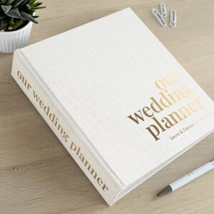 Wedding Planner Book and Engagement Gift for Couples - Diary, Countdown Calendar, Organizer & Checklist Diary Wedding Planner Book and Engagement Gift for Couples - Diary, Countdown Calendar, Organizer & Checklist Diary