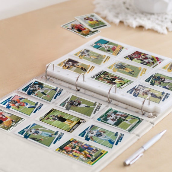 Sammelkarten Album, Fußball Sammelkarten Buch, Baseball Karten Binder, Album  fasst bis zu 900 Karten Taschengröße 2,5x3,5 Hand Made in Europe -   Österreich