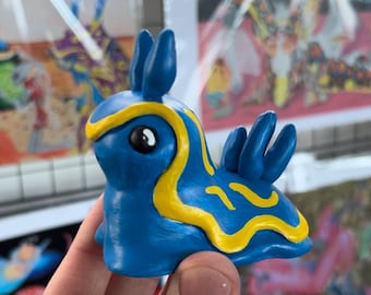 animal toy, blue sea slug, animal artwork, nudibranch sculpture, Blue glaucus figure, toys, cute toy