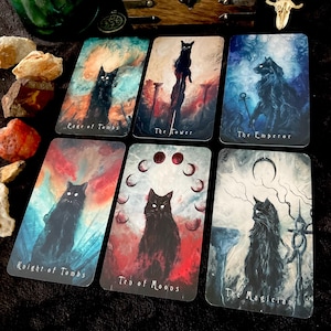 Le jeu de tarot du chat hanté - 78 cartes avec art félin original surréaliste et fantastique par J Edward Neill