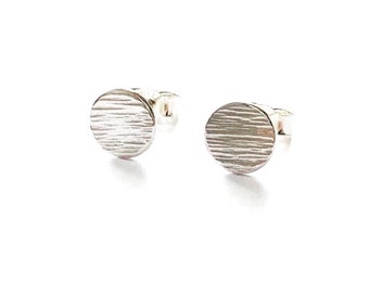 Silver disc stud earrings