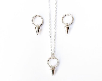 Minimalist silver earrings and necklace set