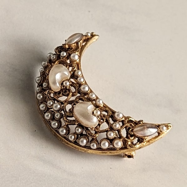 Vintage FLORENZA Faux Pearl Crescent Moon Pin