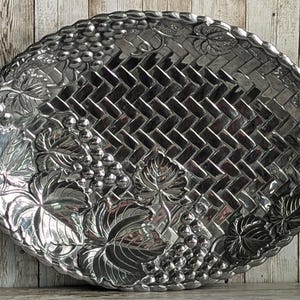 Lenox Aluminum Grape Vine Basket Weave Serving Tray Platter