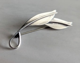 Vintage JEWELART Sterling Silver Modern Leaf Brooch