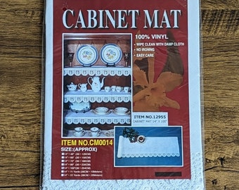 Vintage Vinyl Cabinet Lace Trim Cabinet Mat 14" x 100"