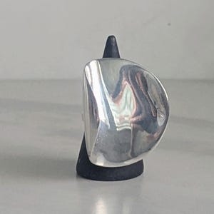 Vintage Heavy Sterling Silver Modernist Ring - Size 7 -- Signed DD -- 29.8 g