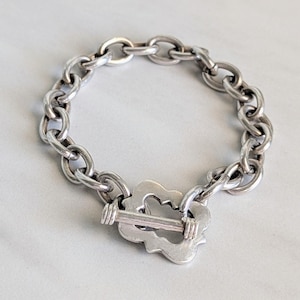 Vintage Sterling Silver Quatrefoil Toggle Bracelet - 7.5 inches - 24.9 g
