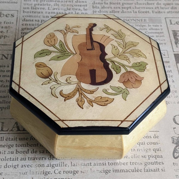 Vintage Italy arquetry Inlaid Wood Lacquered Hexagon Jewelry Box FREE SHIPPING