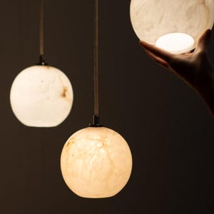 Selene - Alabaster Ceiling Light, White Pendant Lamp, Alabaster Chandelier, Hanging Lamp with Alabaster and Brass or Nickel