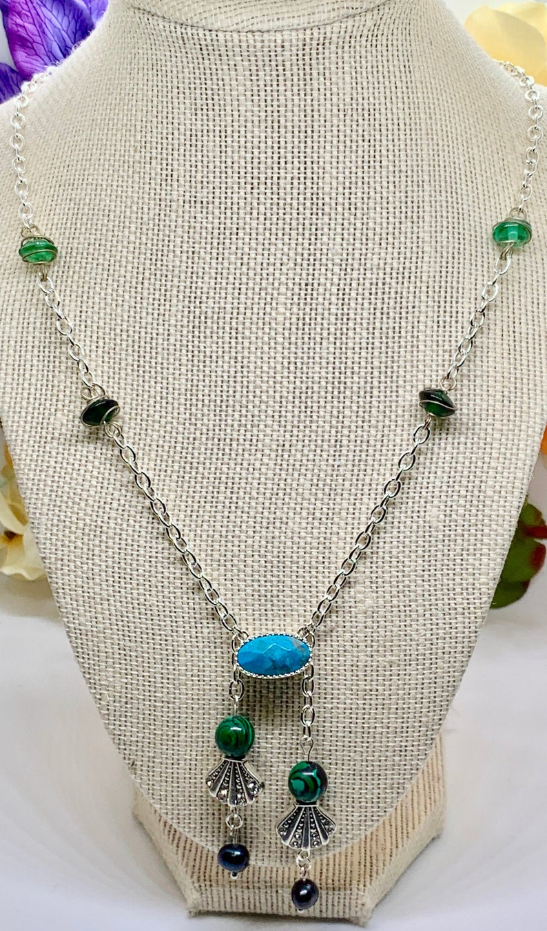 Art Deco Turquoise and Malachite Scallop Necklace