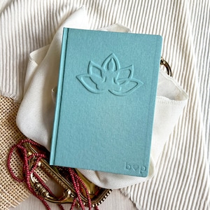 b-paper notebook with buddha · Personalized cover available in the 7 shakras colors · Journal ideal for meditation, yoga, mindfulness.