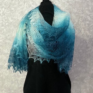 Orenburg cerulean blue gradient scarf - Slavic lace hand knit shawl, 78.74 x 31.5 inch / 200 x 80 cm
