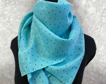 Crepe de chine raw silk square scarf, 36.2 x 36.2 inch /  92 x 92 cm