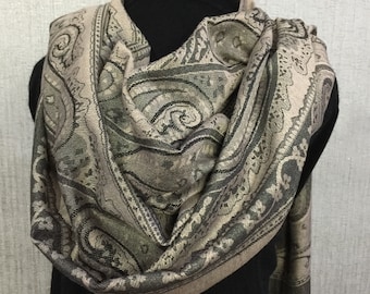 Oriental paisley fringed piano pashmina scarf, 27.6 x 66.9 inch / 70 x 170 cm plus fringe