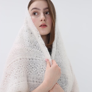 Châle au crochet en dentelle d&#39;Orenbourg, 130 x 130 cm