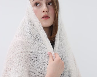 Orenburg lace crochet shawl, 51.2 x 51.2 inch / 130 x 130 cm