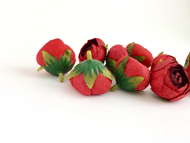 Flower crown Flower head Small Ranunculus in Red and Burgundy Silk artificial flowers Crafting flowers Fake flowers