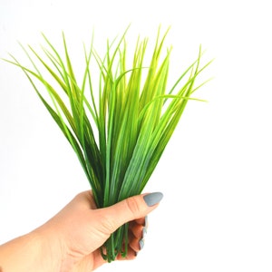 Grass filler 18 double pcs, Artificial filler, Plastic leaves, Fake greenery, Arrangement filler, Bouquet filler