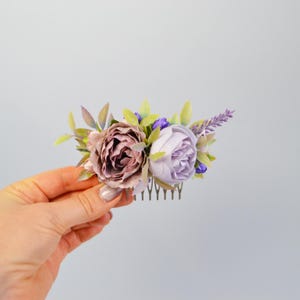 Mauve lilac purple flower comb Wedding hair accessories Bridal floral comb Bridesmaid flower clip Floral headpiece Flower accessories