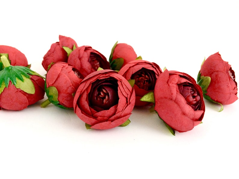 Flower crown Flower head Small Ranunculus in Red and Burgundy Silk artificial flowers Crafting flowers Fake flowers