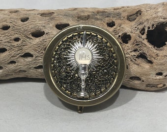 Holy Communion Pyx / Homebound / &quot;Holy Communion Montrose&quot; Pyx / Bronze Tone Pyx with Plastic Liner