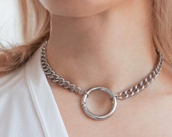 Metal chain choker with carabiner o ring