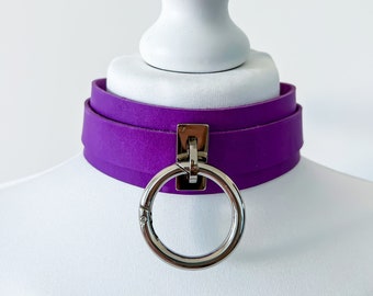 Violet wide leather o ring collar necklace; o ring carabiner; woman leather collar; choker collar