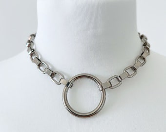 Choker met metalen ketting en o-ring