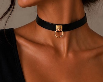 Leather choker necklace with gold hanging ring